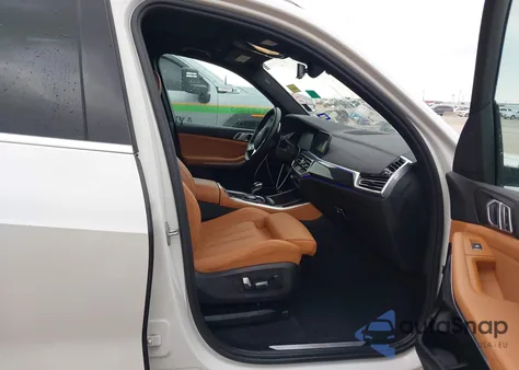 2023 BMW X5 xDrive40I z USA, uszkodzony, nr VIN 5UXCR6C08P9P02864